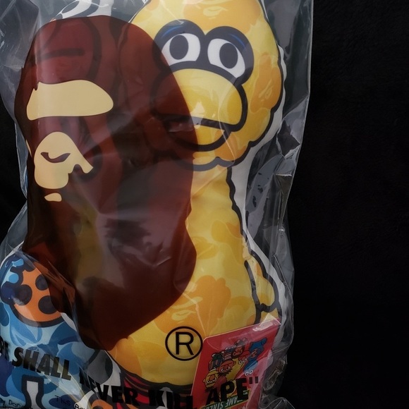 Bape x sesame street plushy collection ‼️DS‼️ - Picture 2 of 7